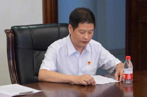 �����������¾�����˹��