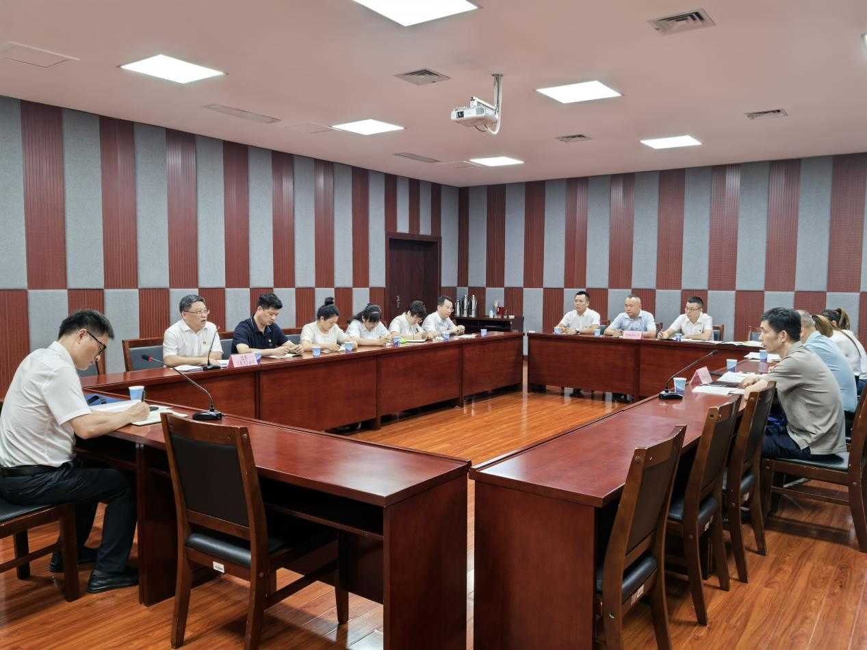 �����������¾�����˹��