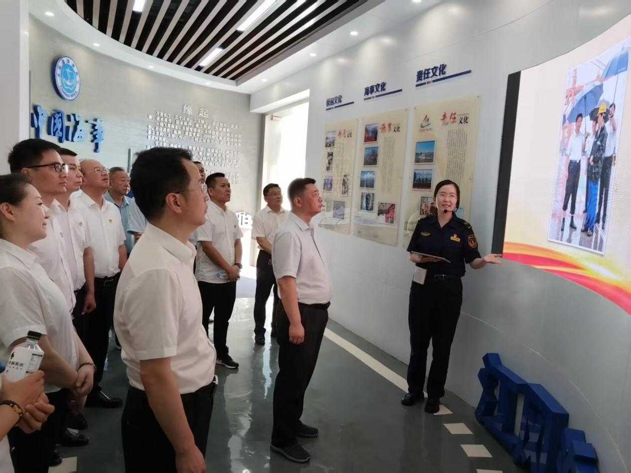 �����������¾�����˹��