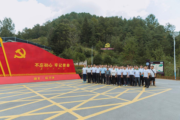 �����������¾�����˹��