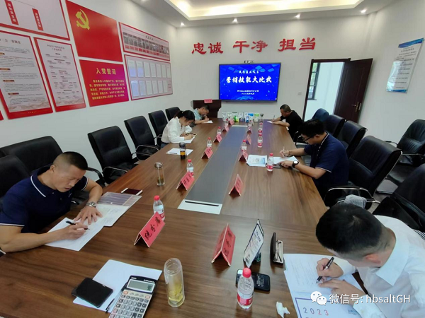 �����������¾�����˹��