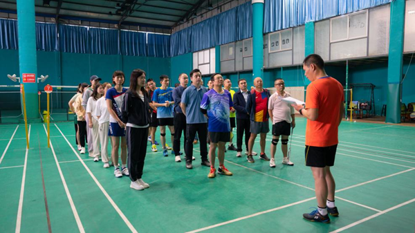 �����������¾�����˹��