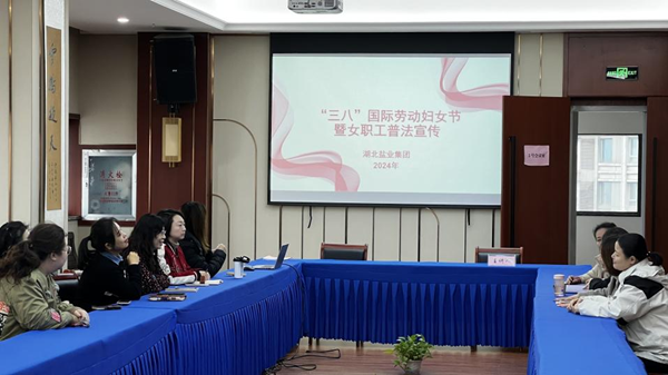 �����������¾�����˹��