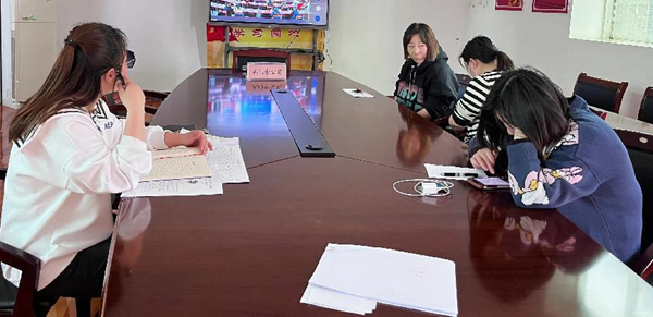 �����������¾�����˹��