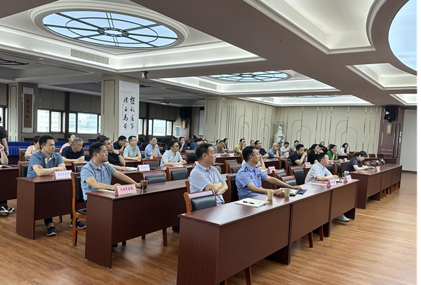 �����������¾�����˹��