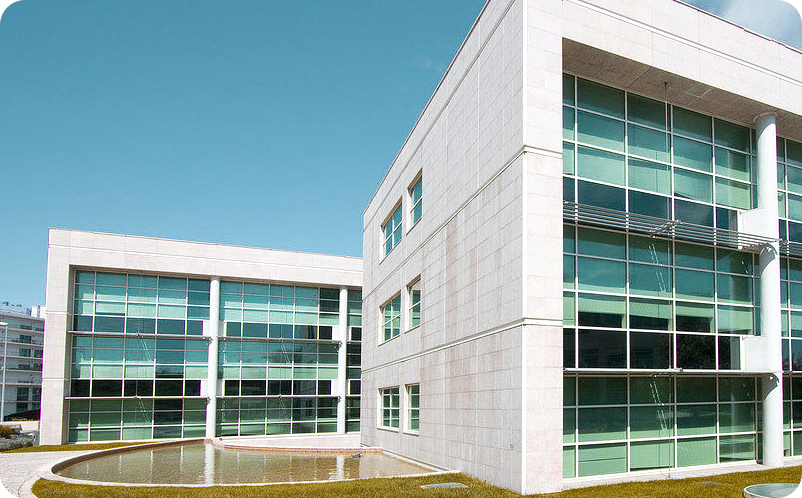 �����������¾�����˹��