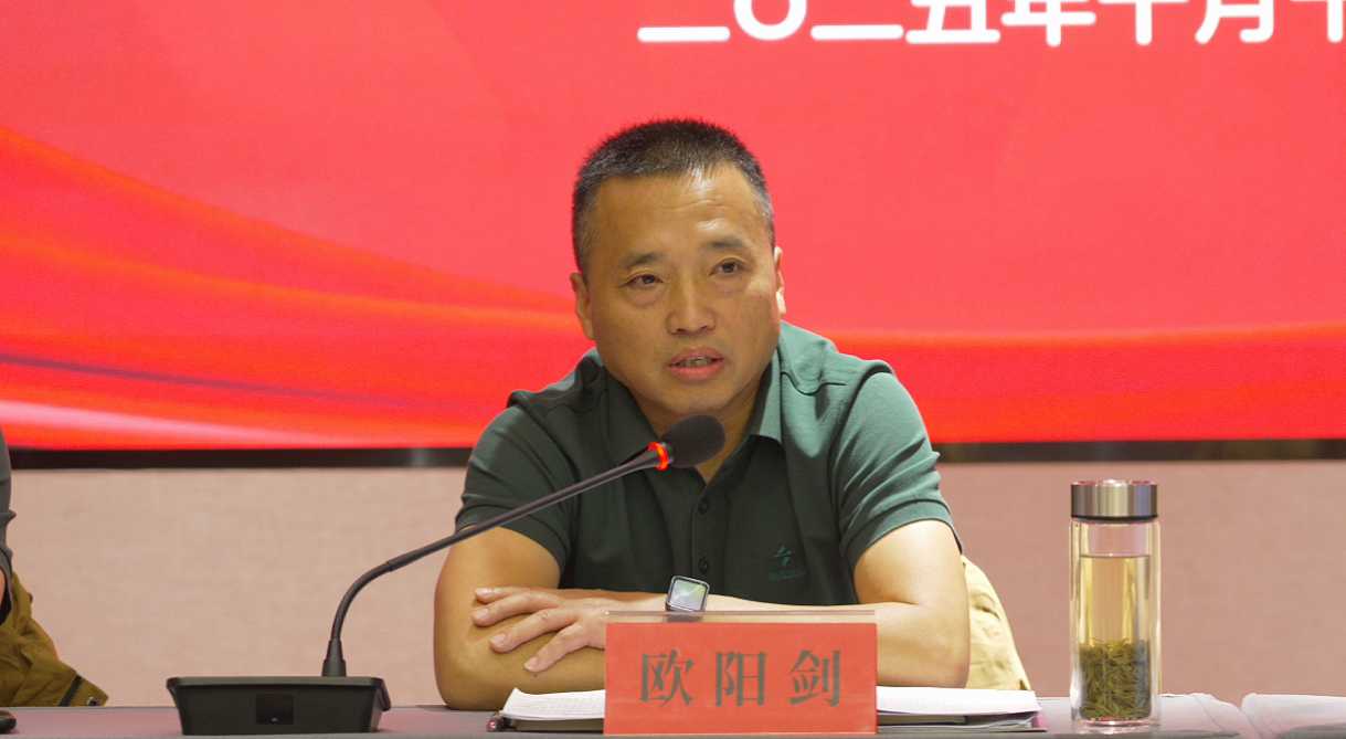 �����������¾�����˹��