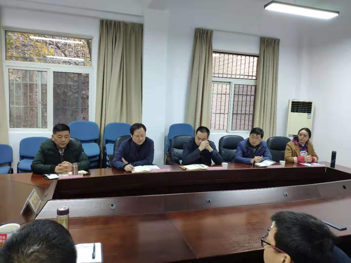 �����������¾�����˹��