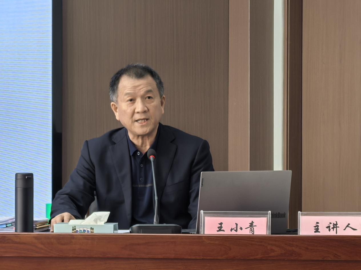 �����������¾�����˹��