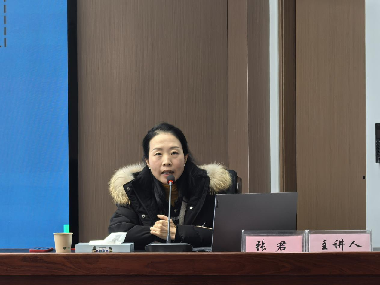 �����������¾�����˹��