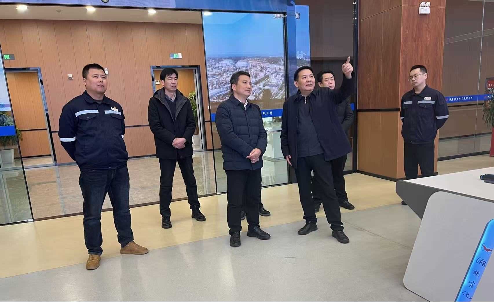 �����������¾�����˹��