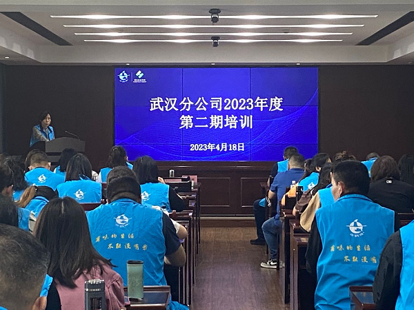 �����������¾�����˹��