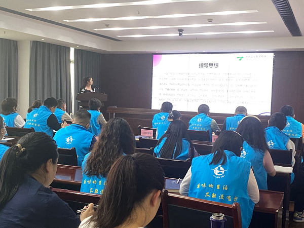 �����������¾�����˹��