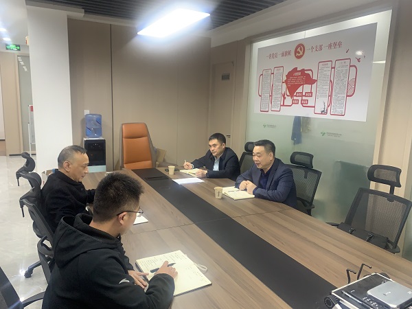 �����������¾�����˹��