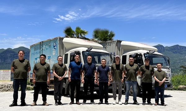 �����������¾�����˹��