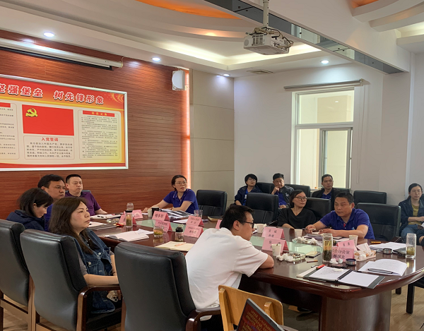 �����������¾�����˹��