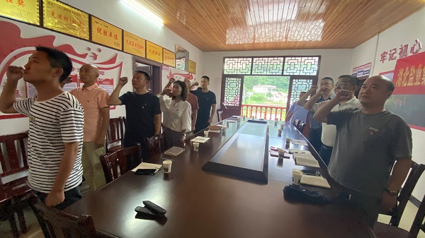 �����������¾�����˹��