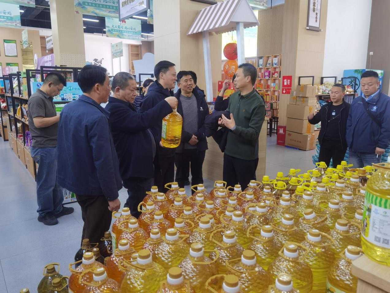 �����������¾�����˹��