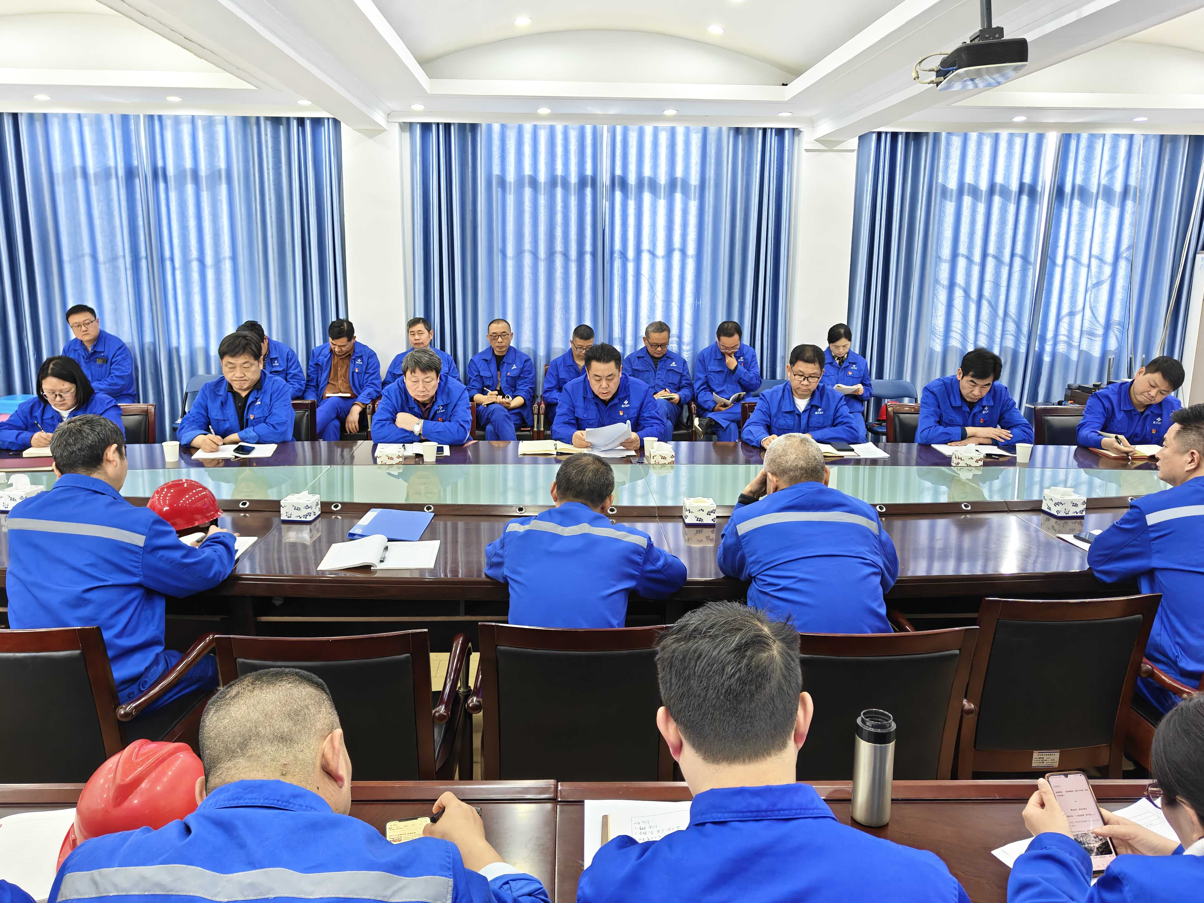 �����������¾�����˹��