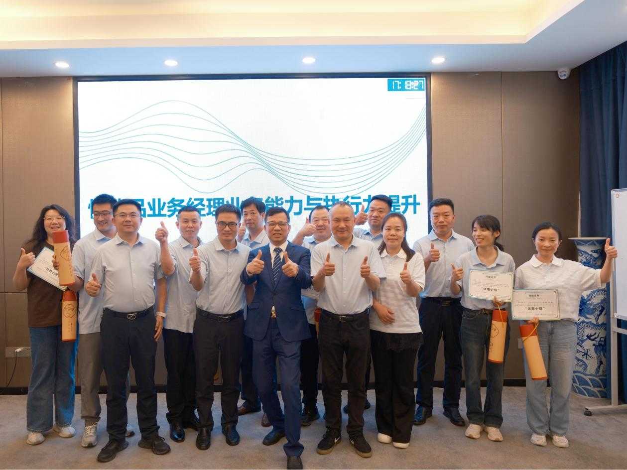 �����������¾�����˹��