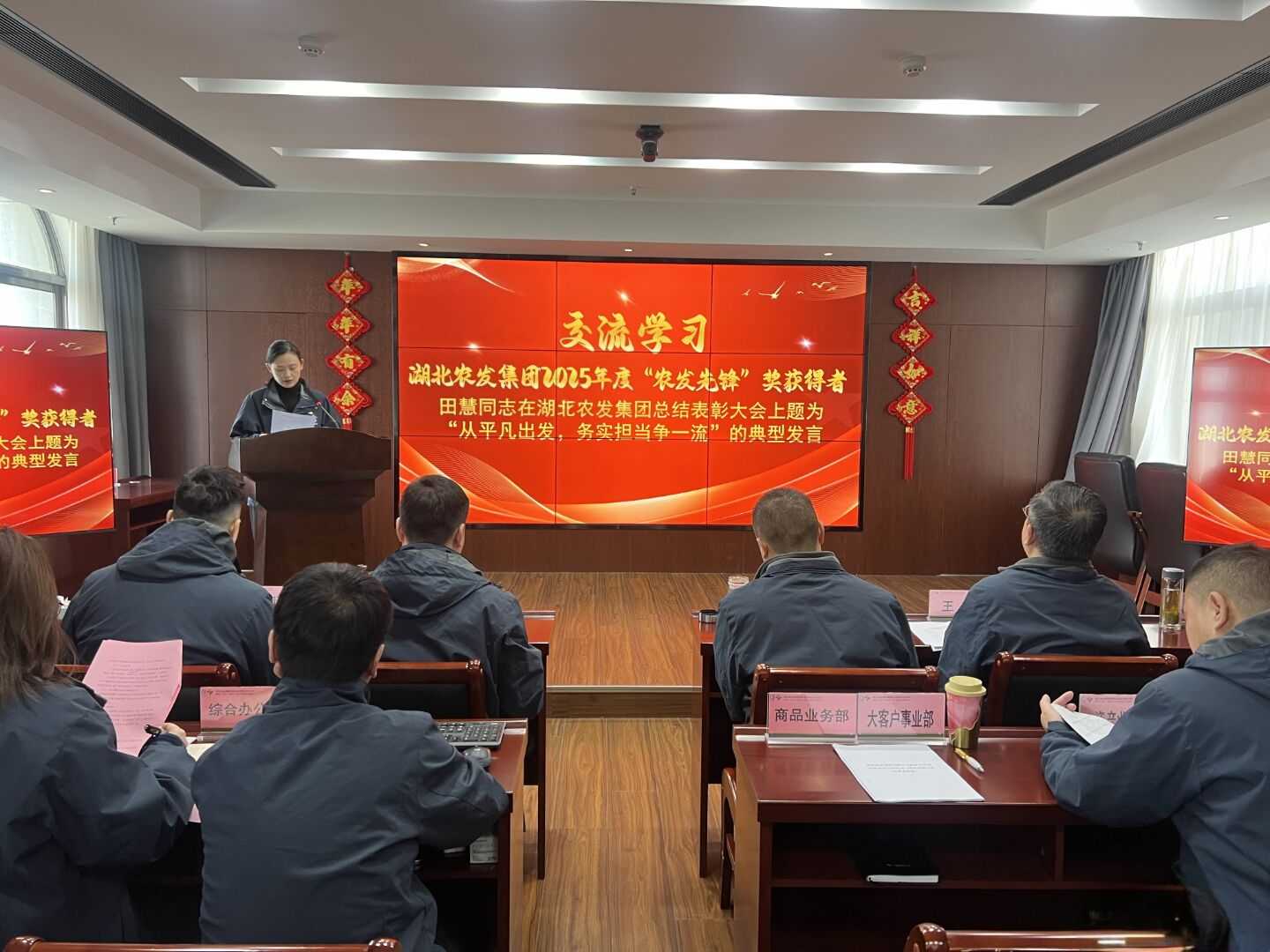 03-李晓婷.PNG 澳门新葡萄新京威尼斯黄