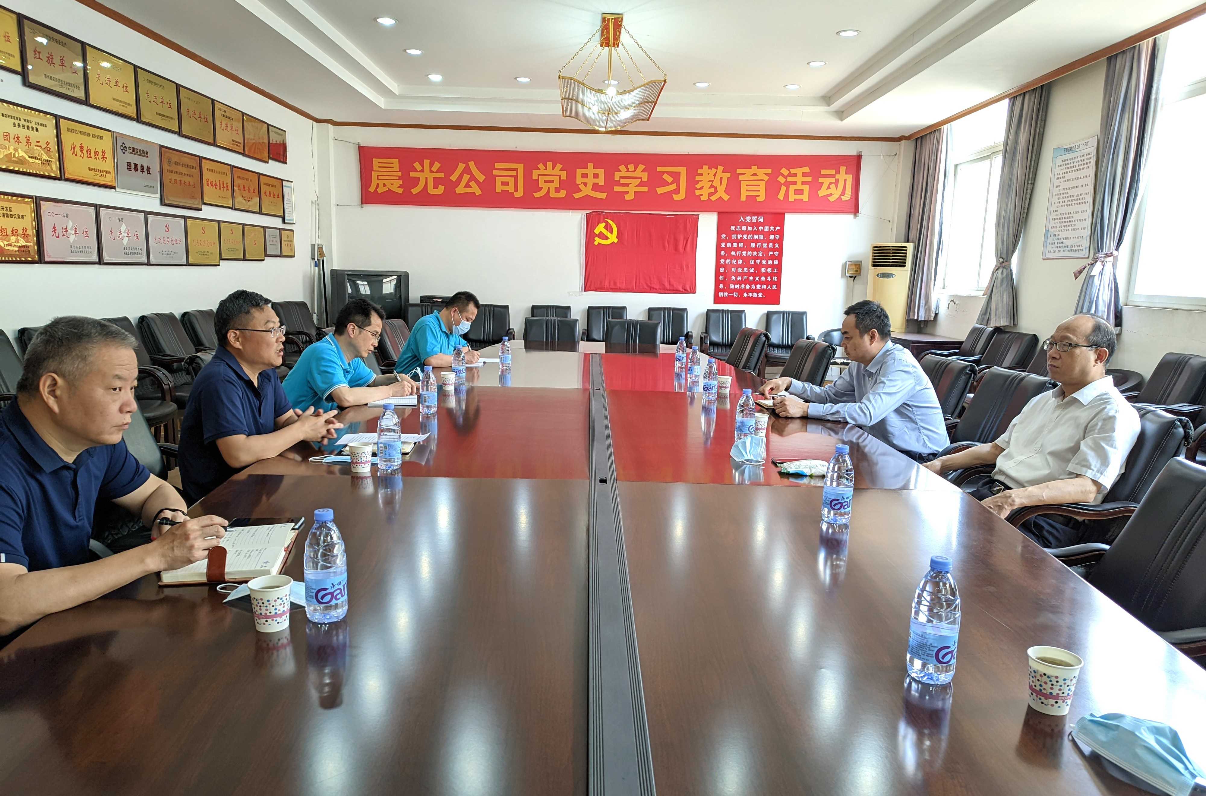 �����������¾�����˹��