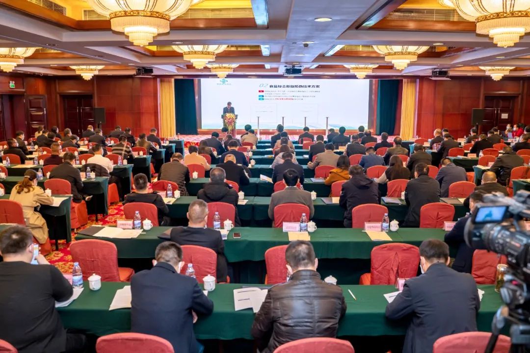 �����������¾�����˹��