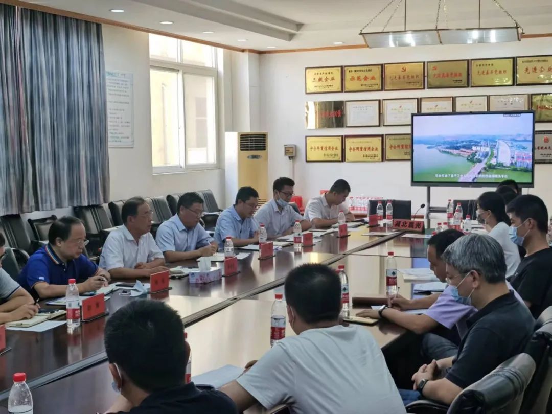 �����������¾�����˹��