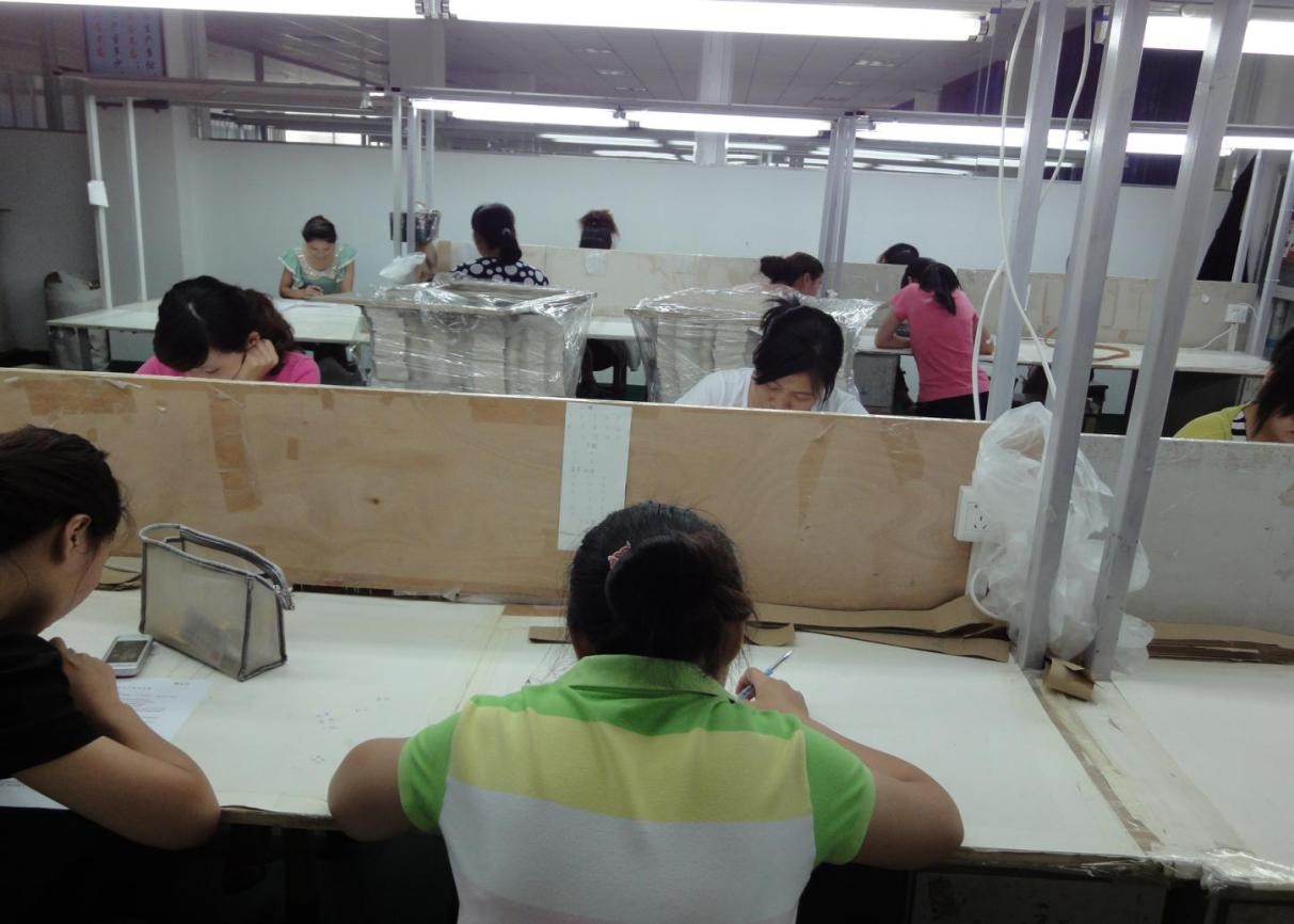 �����������¾�����˹��