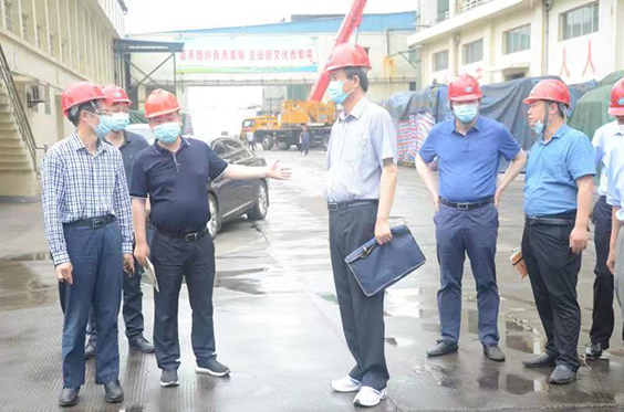 �����������¾�����˹��