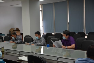 �����������¾�����˹��